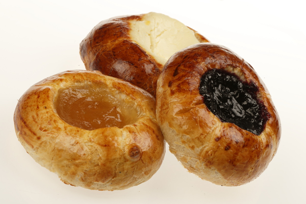 TÄYTETTY PULLA (L)